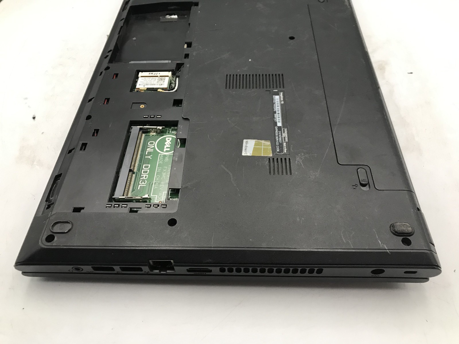 DELL INSPIRON 15 3542 – FOR PARTS/REPAIR – INTEL I3 4TH GEN – NO RAM – READ – BB