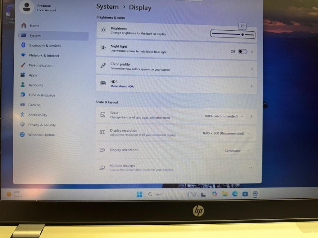 HP ProBook 470 G4 1600×900 i5-7200U 8GB 250 HHD W11 Pro + Charger *Read*