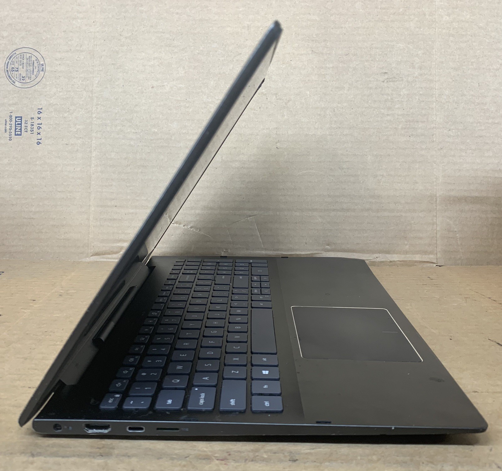 Dell Inspiron 7591 2n1 Intel Core i5-10210U@1.80GHz 16GB DDR4 RAM NO SSD/HDD