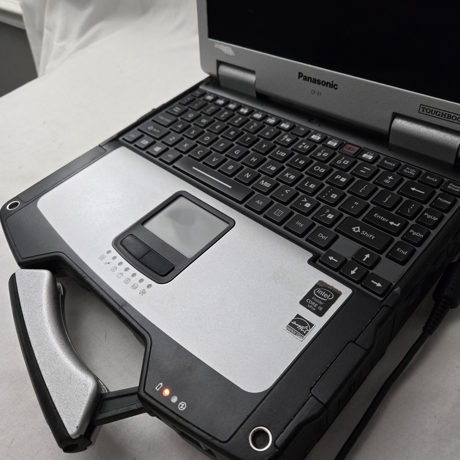 Panasonic Toughbook CF-31 MK5 i5-5300U 2.30GHZ 8GB RAM — No HDD & No OS — READ
