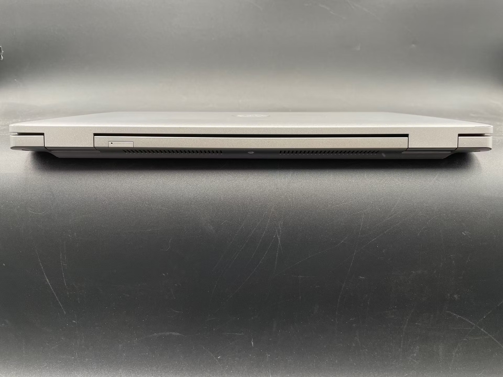 Dell Latitude 5520 Used 15.5″ (i7-1185G7-8GB-256GB NVMe)