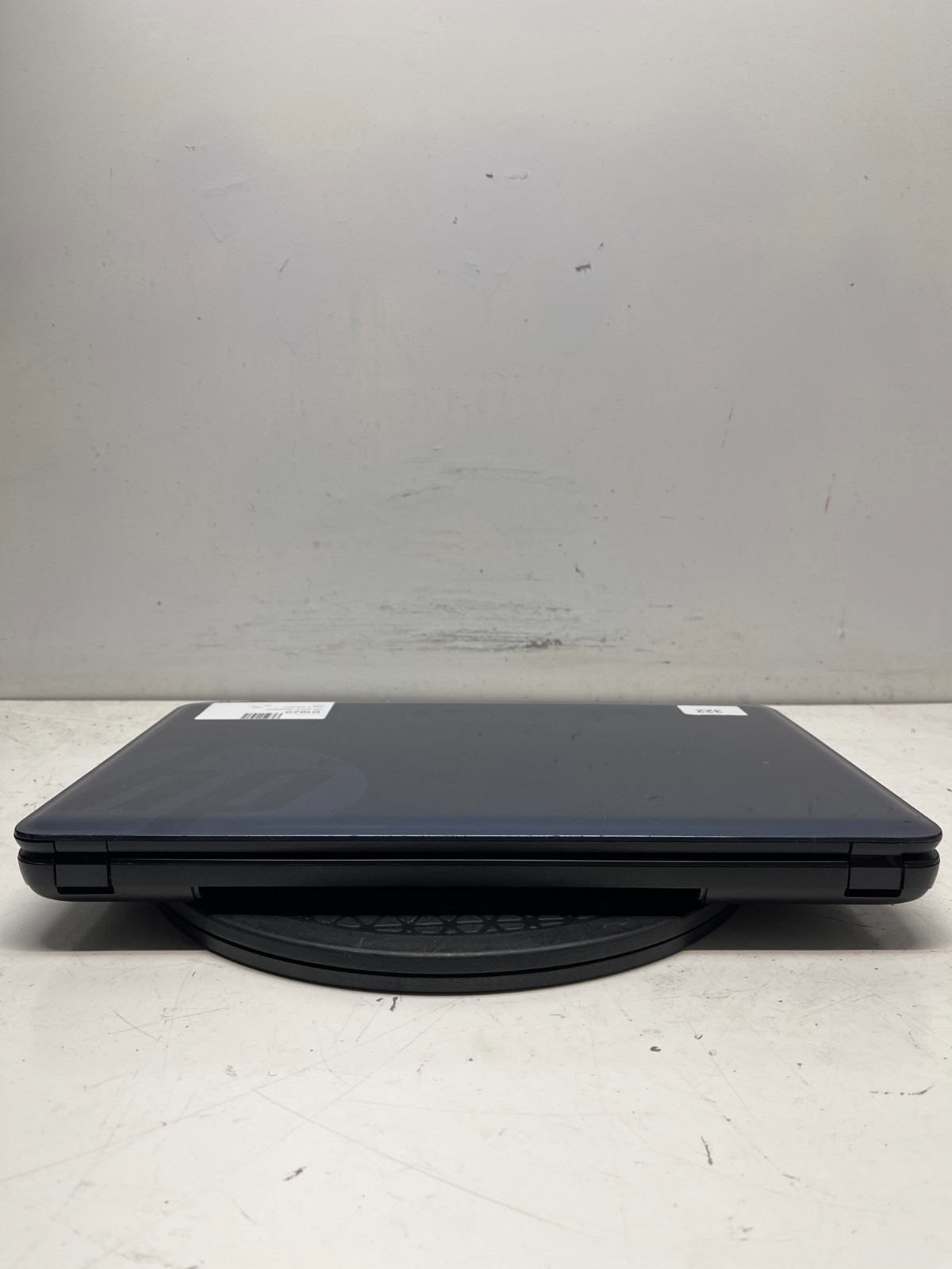 HP 2000-2b09WM AMD E-300 APU 1300MHz 2GB NO HDD