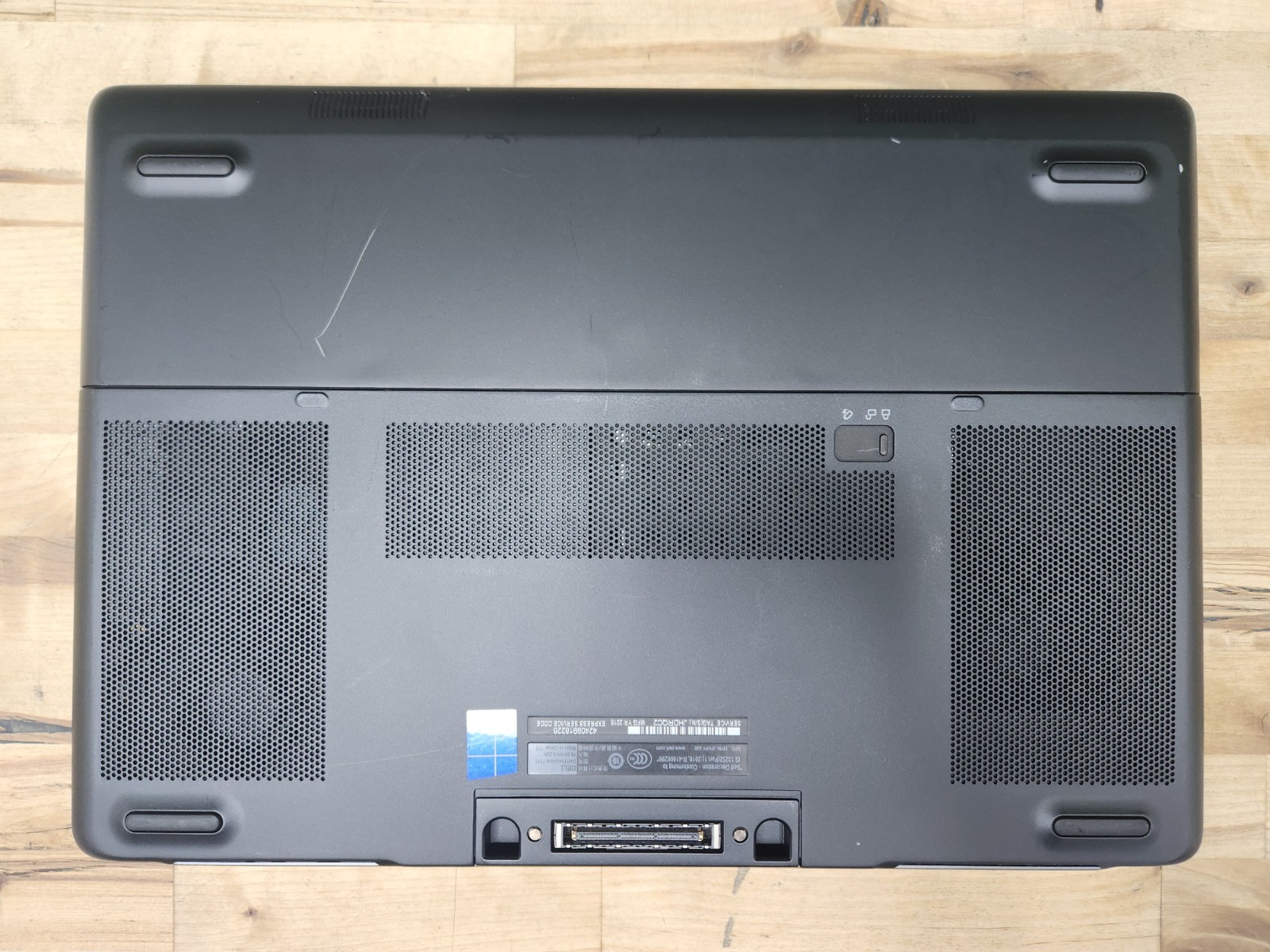 Dell Precision 7510 15.6″ FHD Touchscreen i7-6920HQ 2.9GHz 16GB Quadro M1000M ~