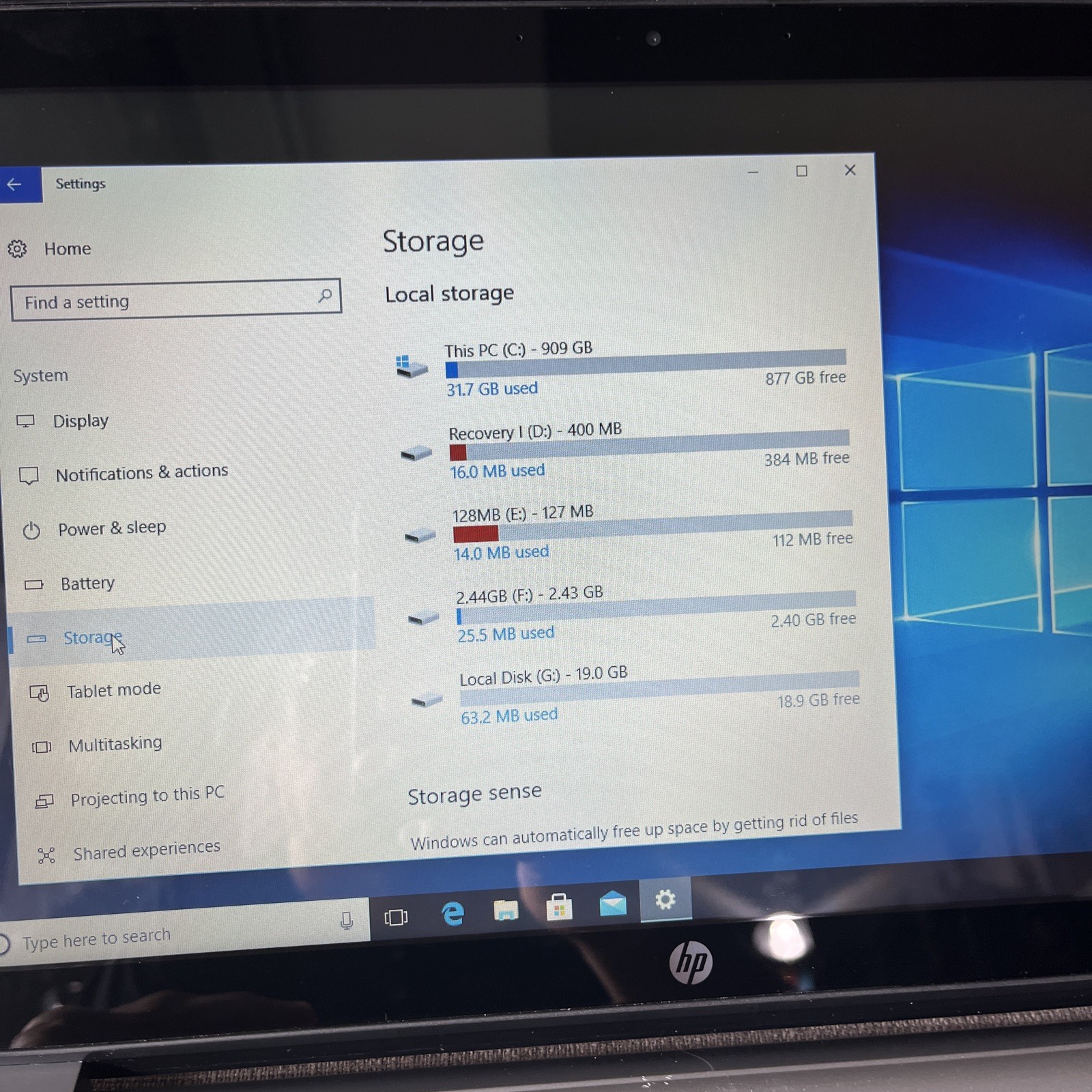 HP Pavilion 15 Notebook PC 15 i3 – 4005U 1.70ghz 12GB Ram 1TB Touchscreen (READ)