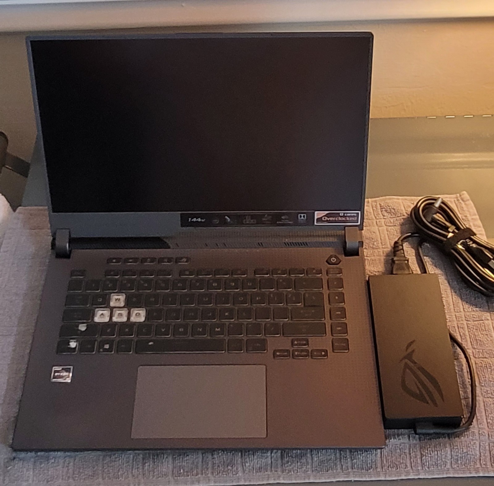 Ausu ROG STRIX G513Q Gaming Laptop Parts Only