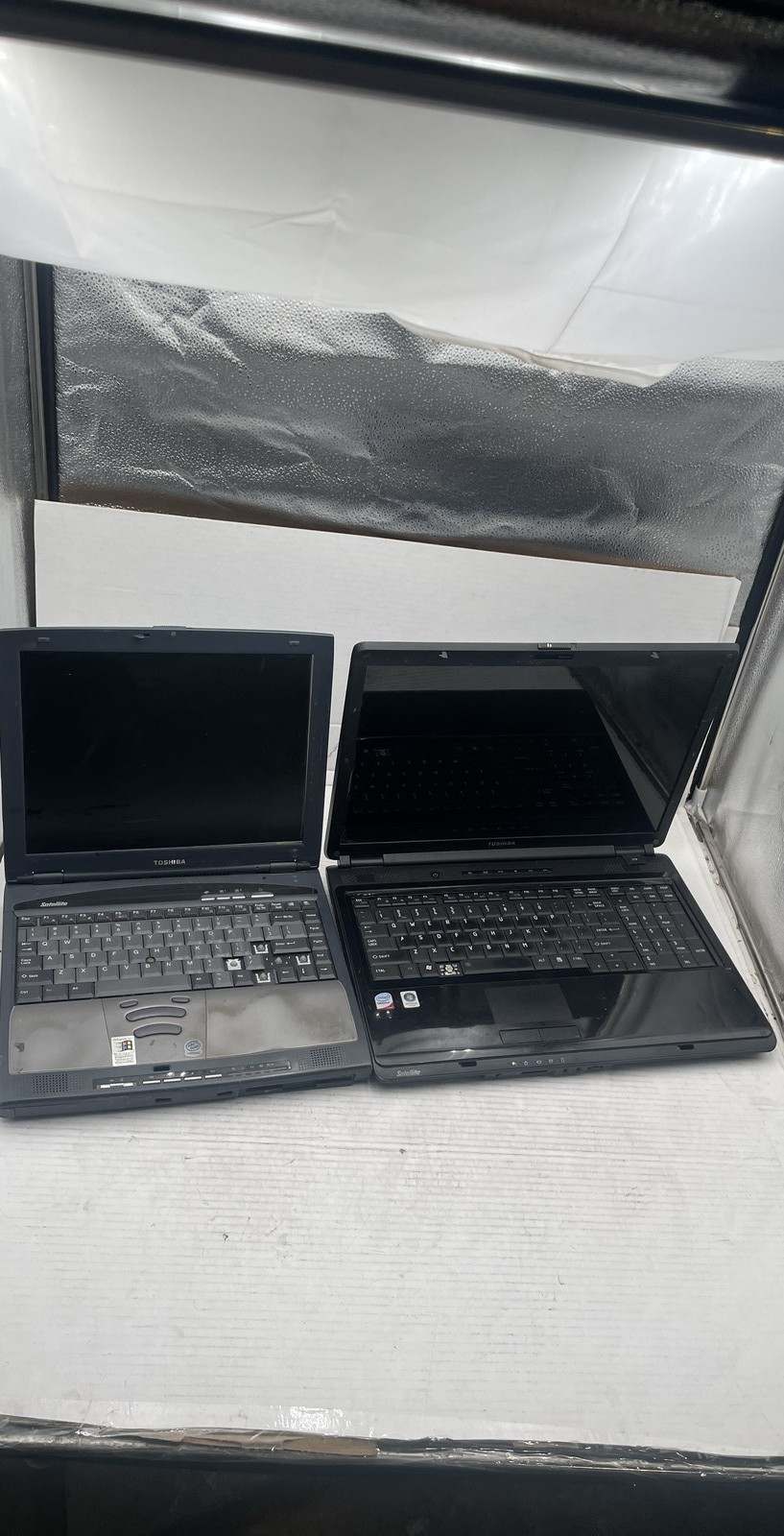 Toshiba Satellite 1805-S203 Retro Gaming 13.3″ Laptop Vintage Lot of 2 No HDD