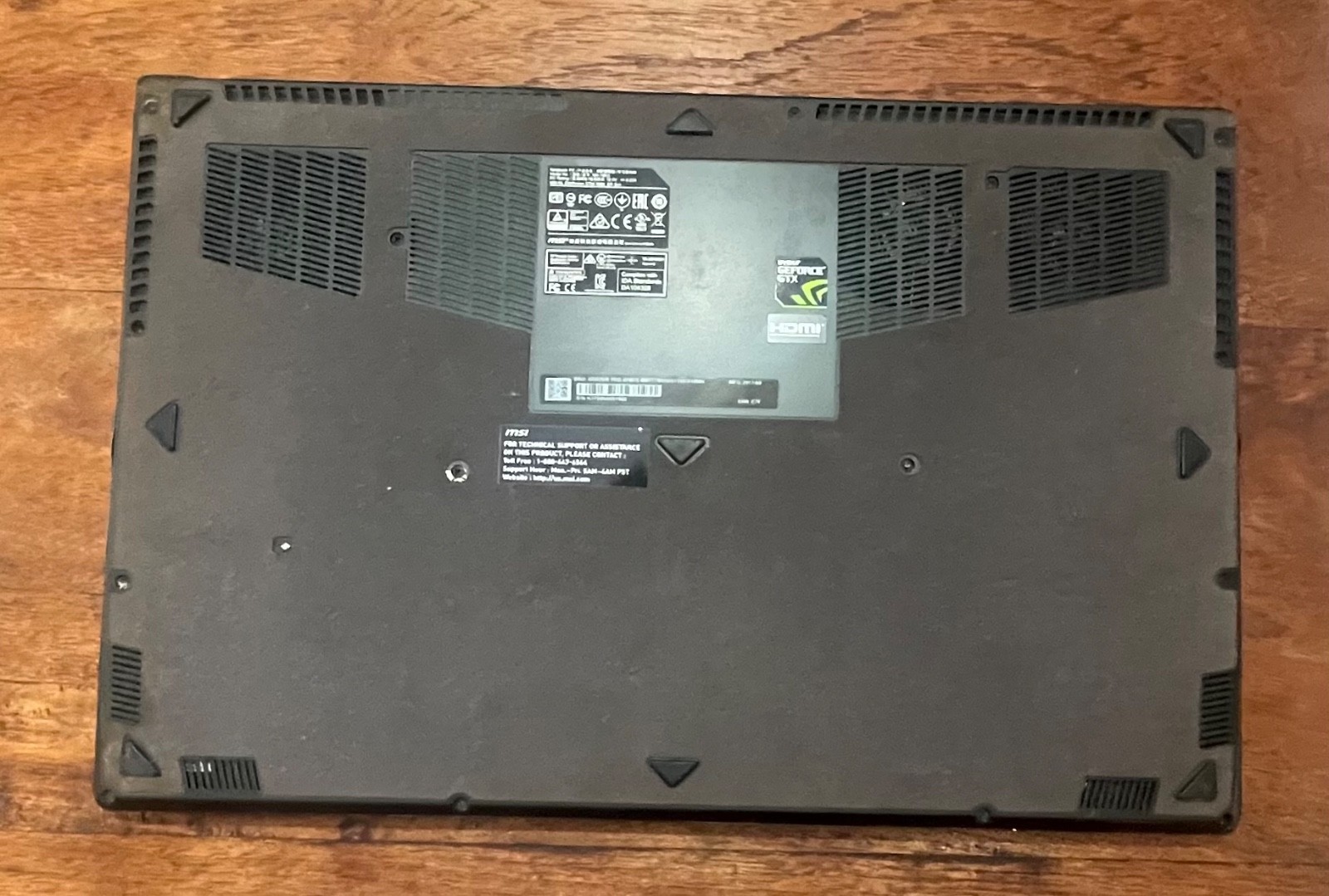 MSI GS63VR Stealth Pro i7-7700HQ GTX 1070 32GB RAM Gaming Laptop BAD FAN READ