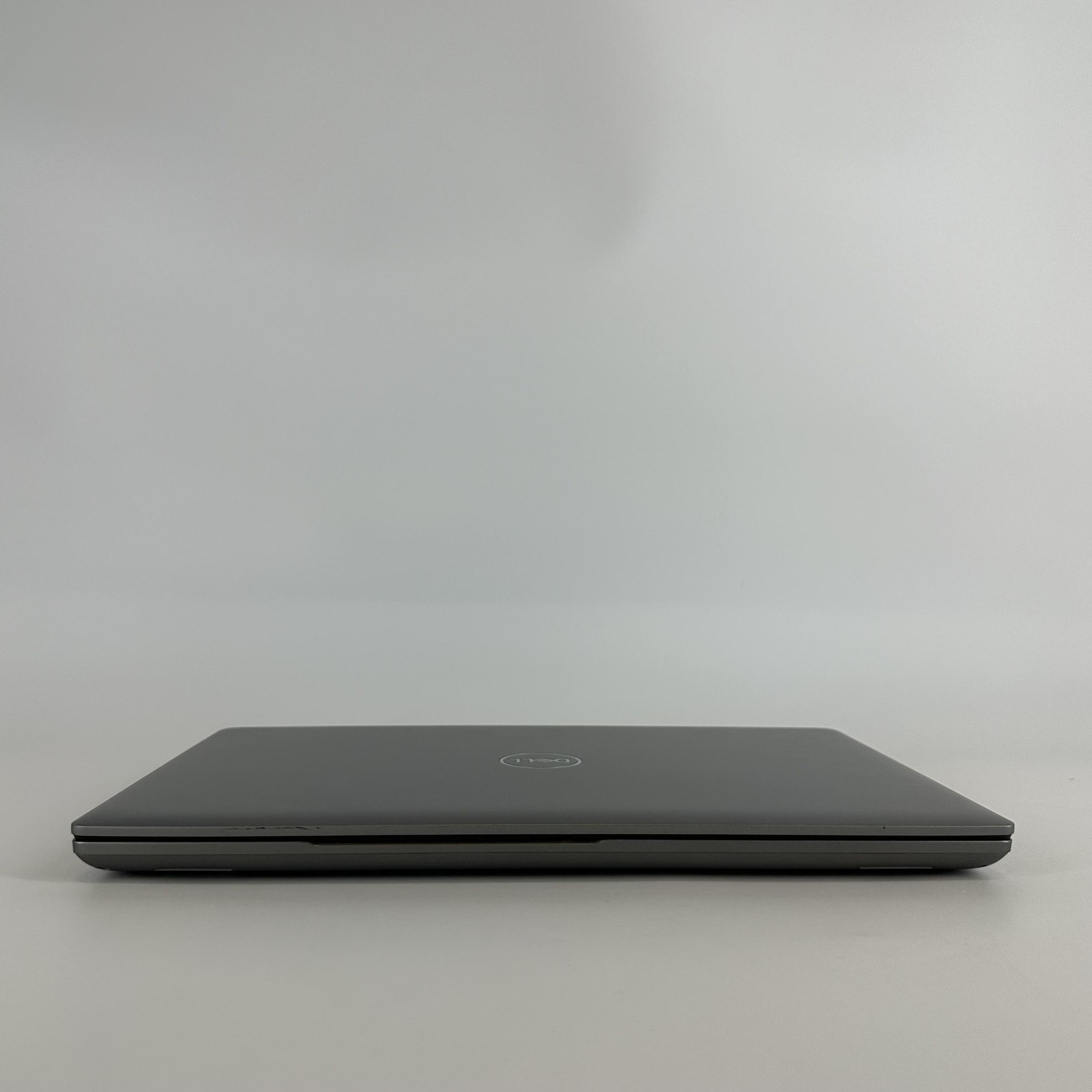 Dell Precision 3591 15 FHD TOUCH 1.4 GHz Ultra 7 165H 32GB 512GB SSD RTX 500 Ada