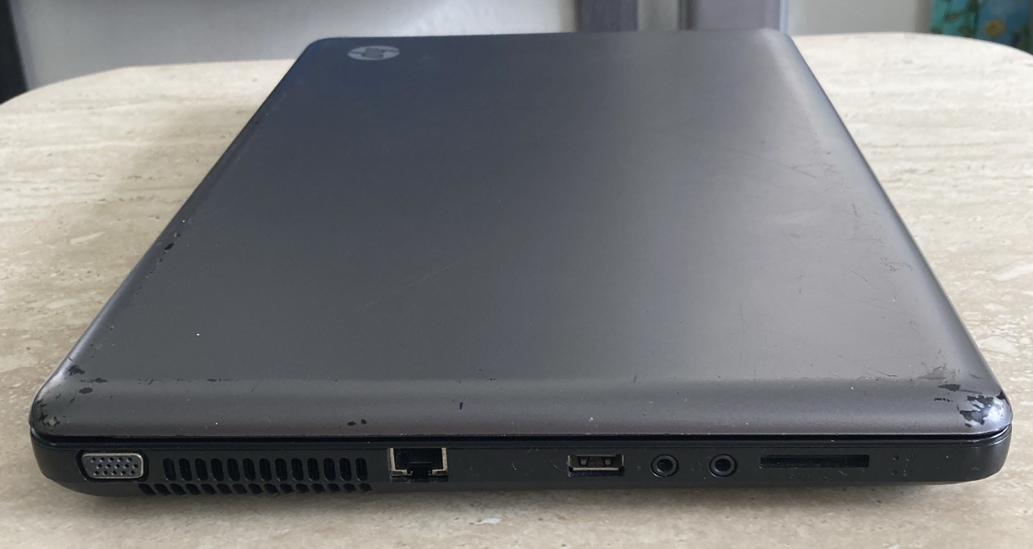 HP 2000 Series 15.6″ Notebook PC Gray – PARTS
