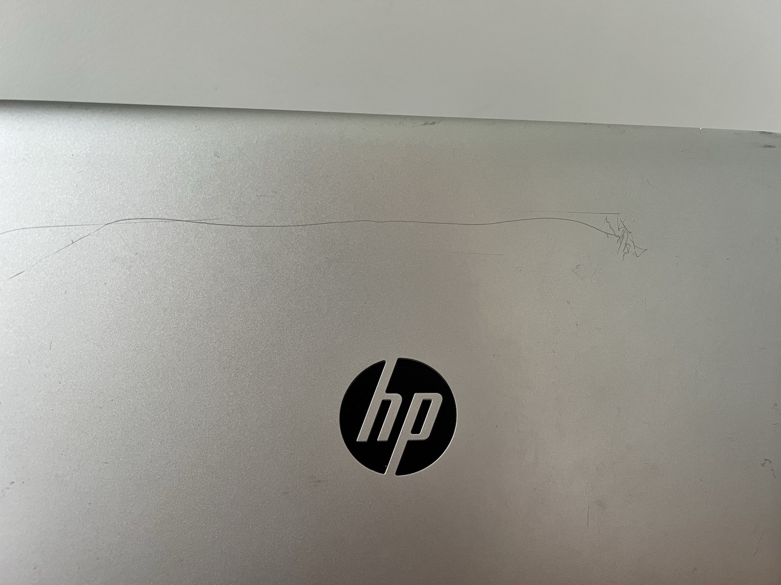 *Bad Battery*HP Pavilion 13-a110dx 13.3 Touch Laptop/i3-5010U/4GB/500GB HDD/W10H