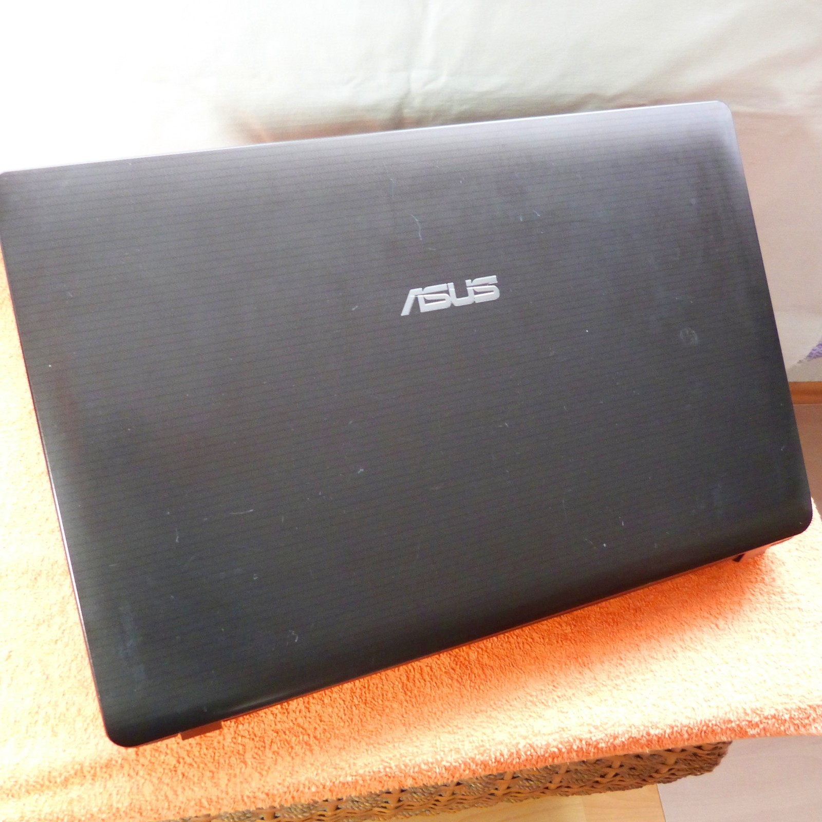 Asus K93 18 inch cinema MONSTER FULLHD l 1TB HDD SSD Windows 11 l 16GB RAM…