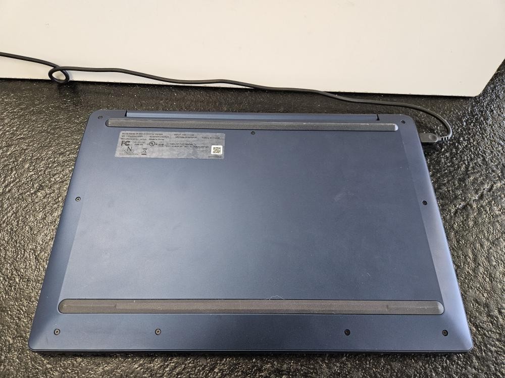 LENOVO IP SLIM 3 CHROME 14M868 (P27012732)