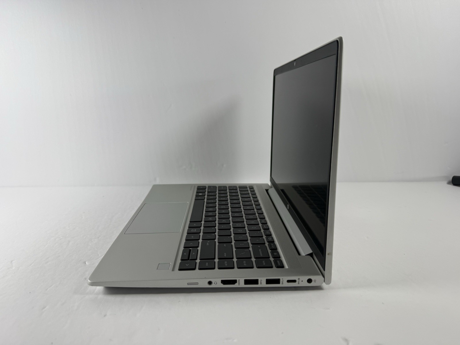 HP ProBook 445 G9 14″ Ryzen 5 5625U 2.3GHz 4GB RAM | NO SSD/OS Read*