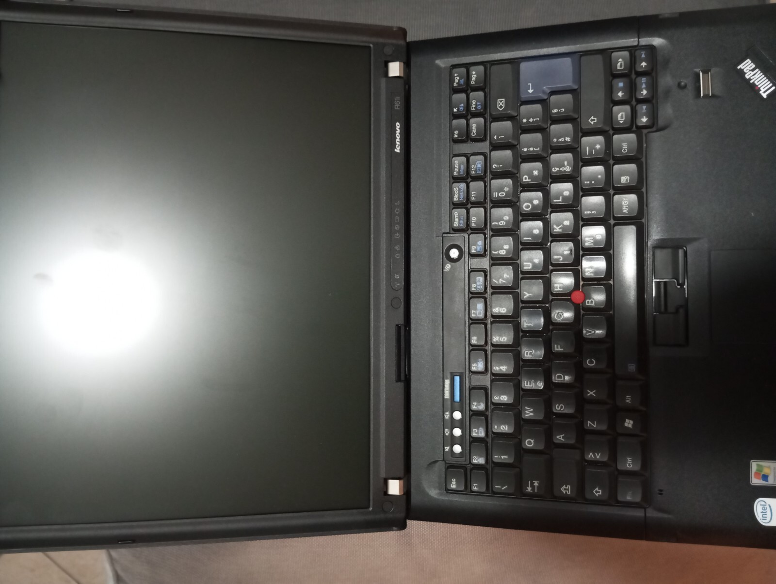 laptop pc lenovo thinkpad r61i + windows 7