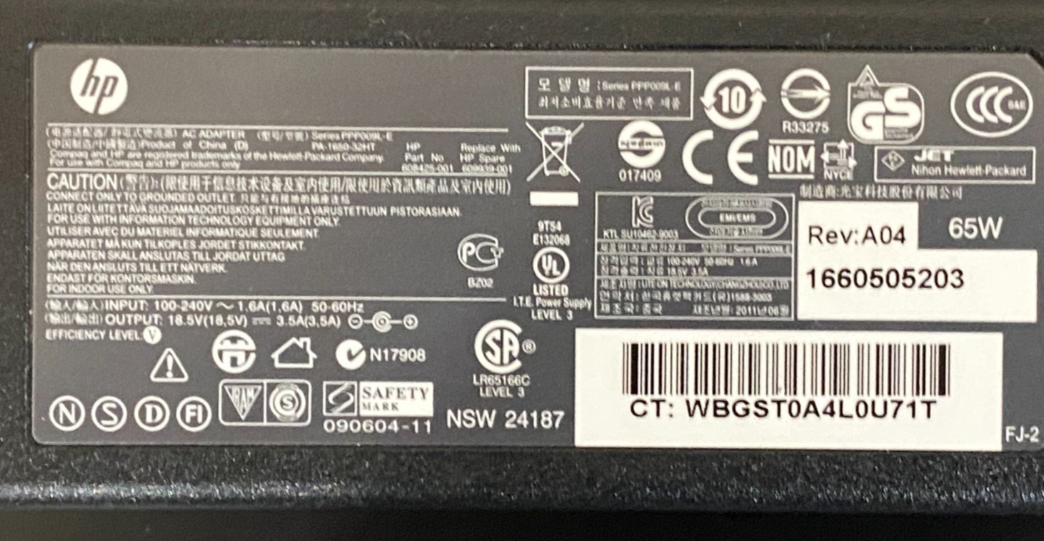 **PARTS ONLY** COMPAQ PRESARIO CQ57 LAPTOP BROKEN SCREEN AMD VISION W/ADAPTER