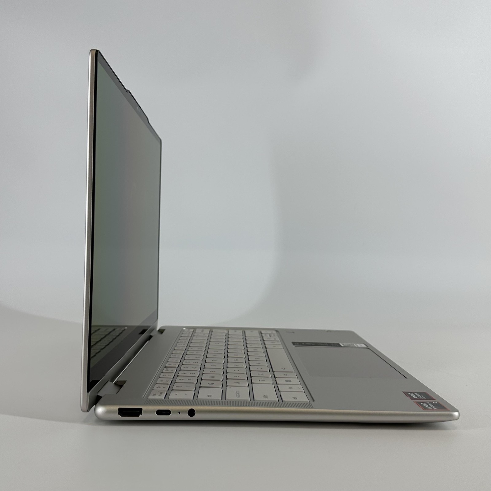Lenovo Yoga 7 14 FHD+ TOUCH 2.0 GHz Ryzen AI 5 340 16GB 512GB SSD Excellent