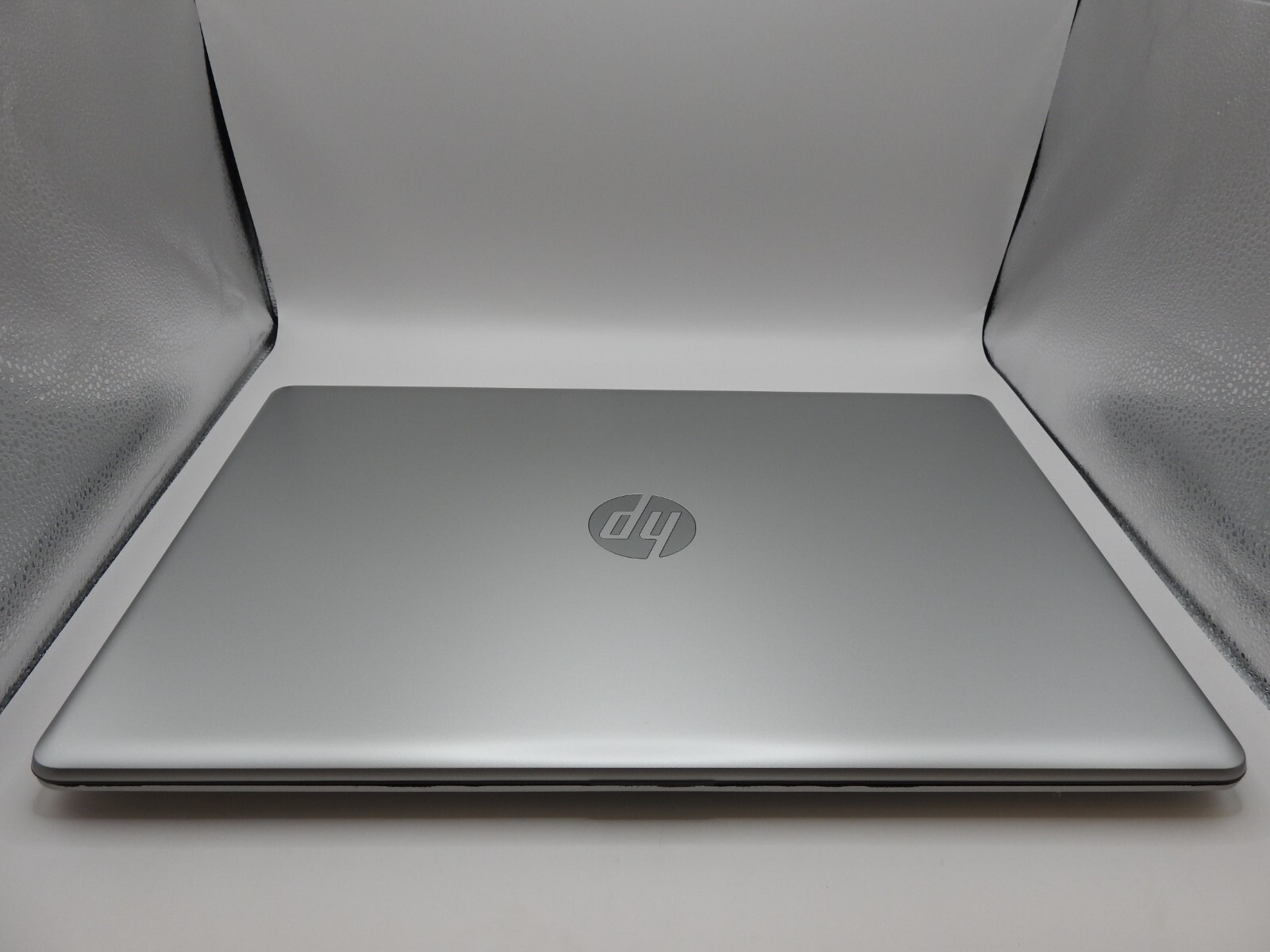 HP 17-BY4013DX 17.3″ Laptop – *OPEN BOX* MINT CONDITION