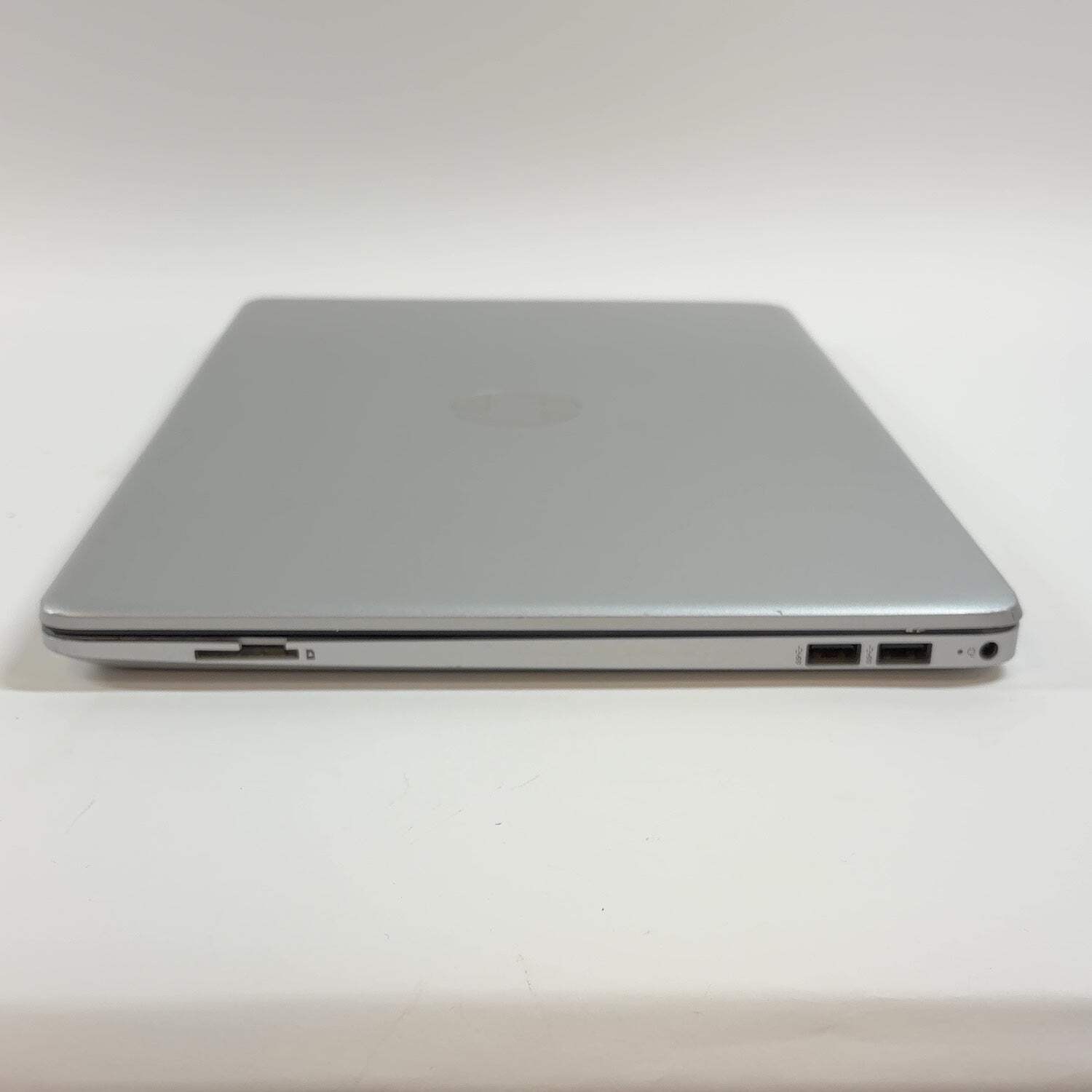 HP Laptop 15Z-GW000 15.6″ Athlon Silver 3050U 2.3GHz 6GB RAM 1TB HDD
