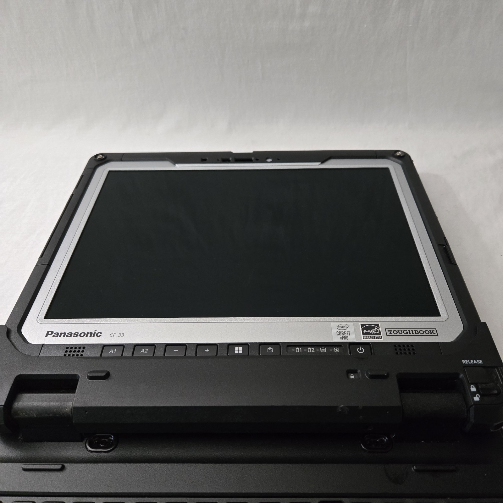 Panasonic Toughbook CF-33 i7-10810U 1.10GHz 512GB SSD 32GB Ram 4G GPS — Grade B