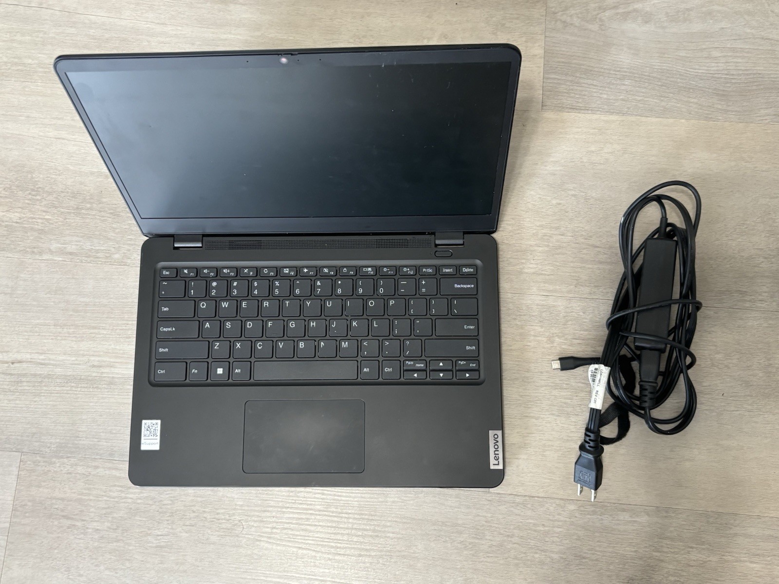 Lenovo 14W Gen 2 | AMD 3015e with Radeon Graphics | 4GB RAM |