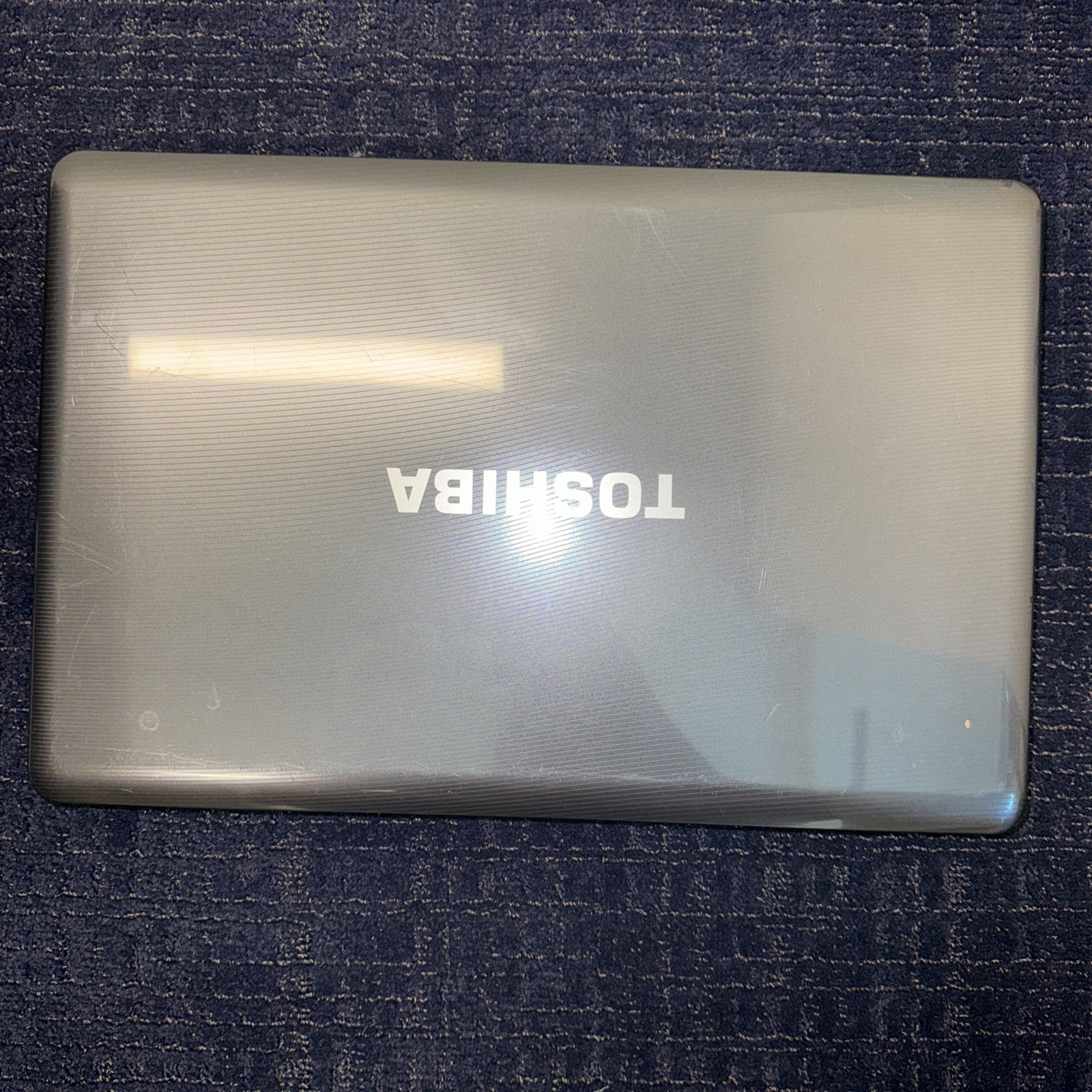 Toshiba Satellite 17” L550-ST5707 Intel Core2 T6600 2.2ghz 2GB NO HDD No Charger