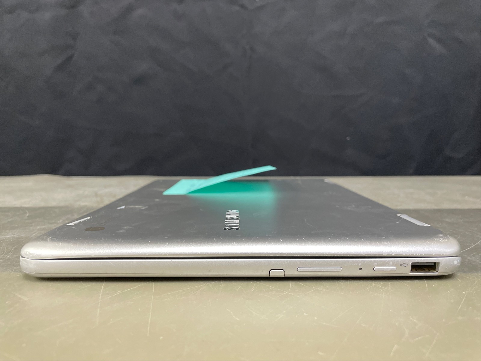 Samsung Chromebook 12.2″ XE520QAB-K04US, Touchscreen