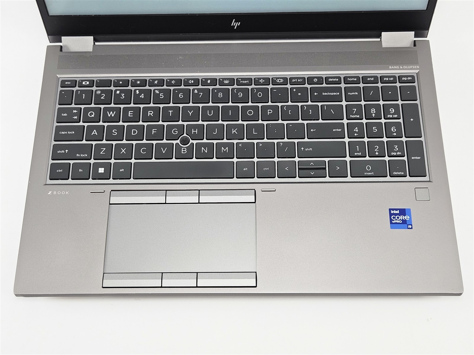 HP ZBook Fury 15 G8 i9-11950H 32GB 1TB SSD 15.6″ FHD RTX A4000