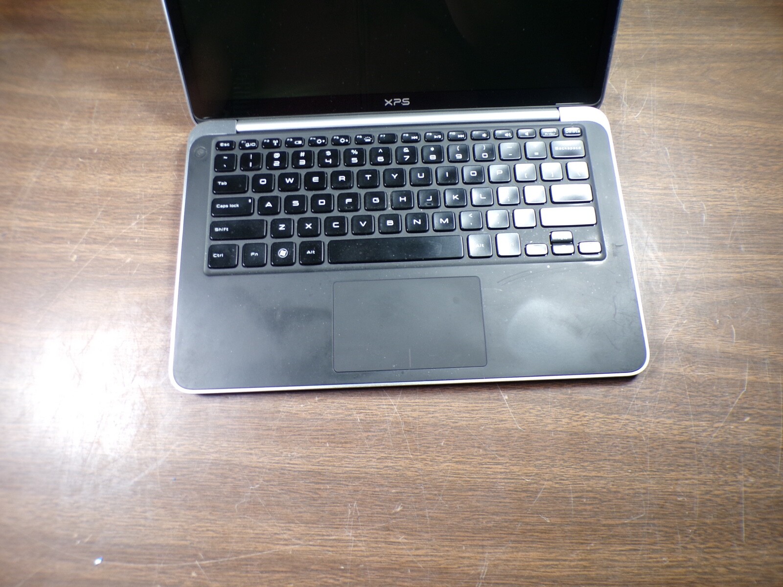 HP ELITEBOOK 820 G4 i5-7200U 2.50GHZ 8GB RAM **NO BATTERY **NO HD/ NO CADDIE
