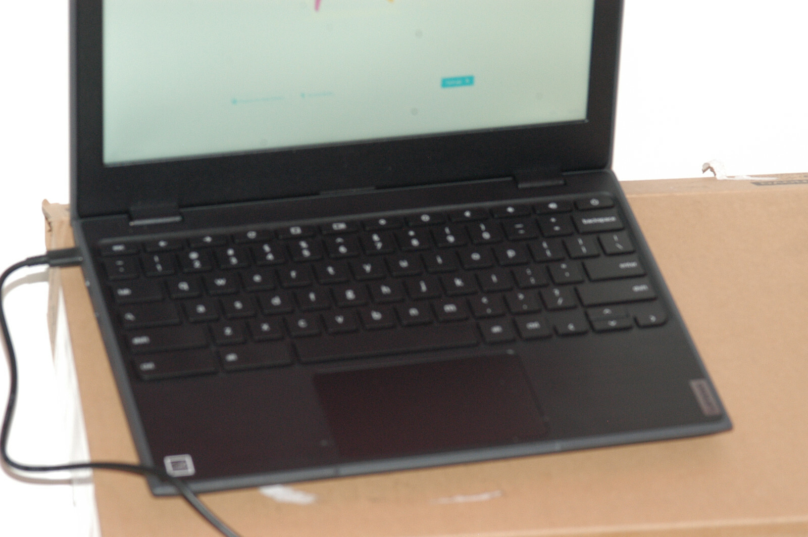 Lenovo 100e 11.6″ HD 4GB RAM 16GB SSD Chromebook – Black