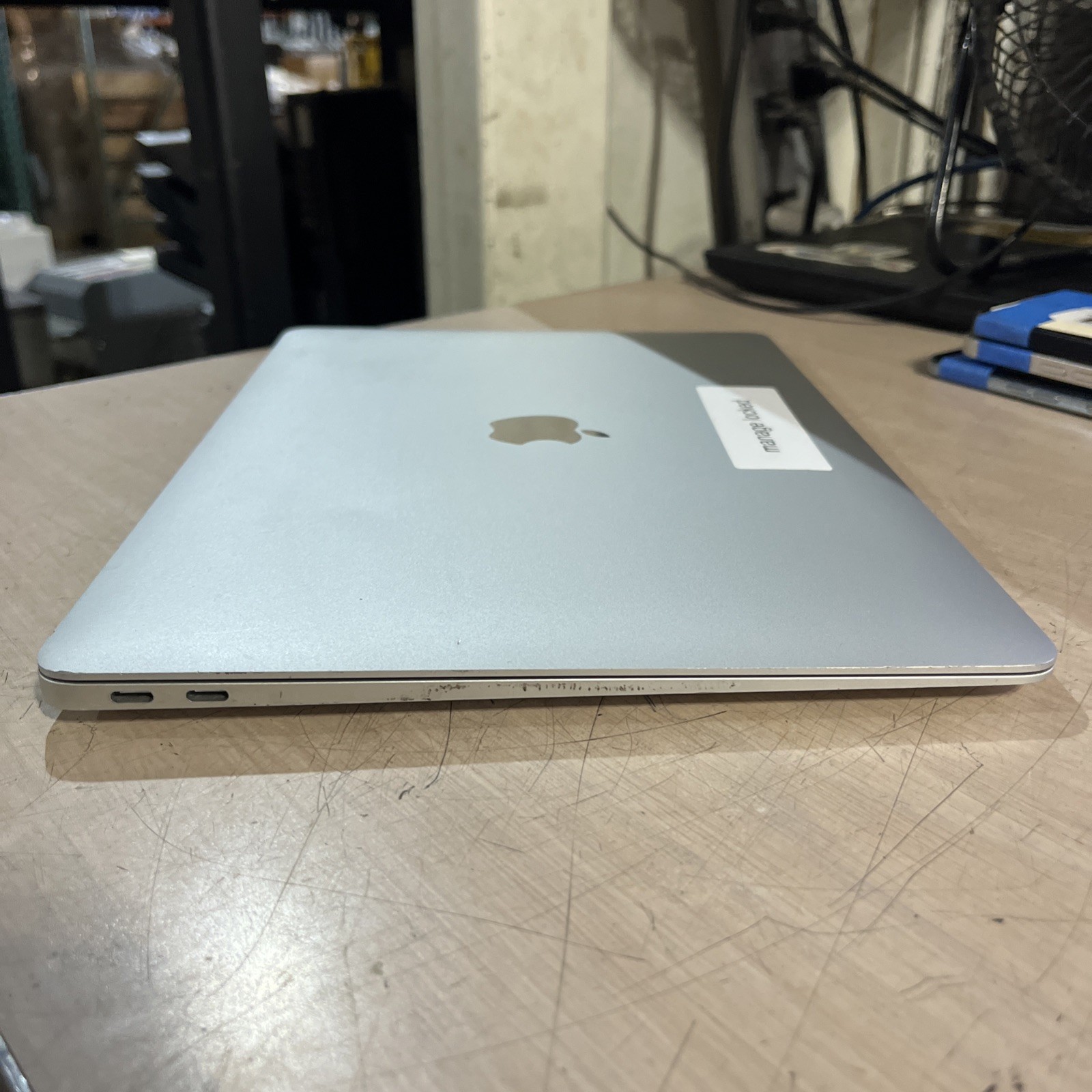 APPLE MACBOOK AIR 13″ SCISSOR, 2020 CORE I3-1000NG4 1.1GHZ 8GB RAM 256SSD