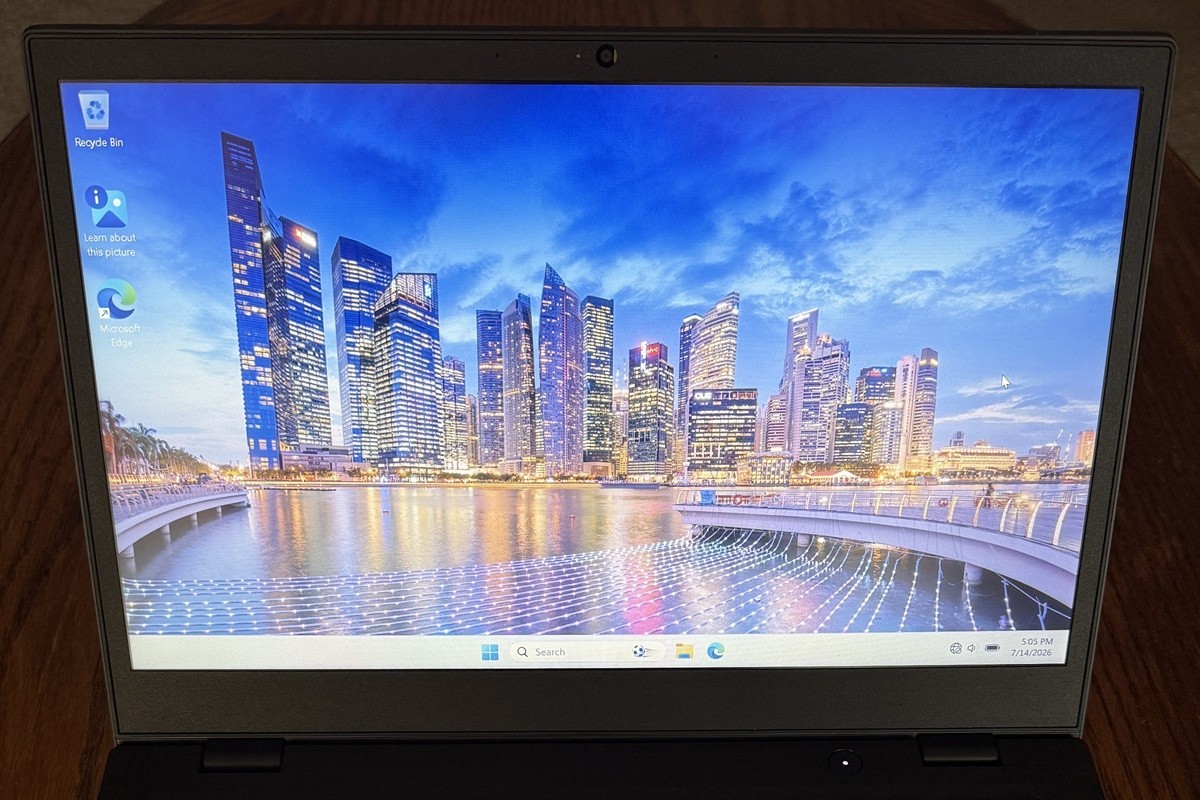 Lenovo 14w 14″ FHD Laptop Windows 11 AMD A6-9220C 4GB 64GB eMMC