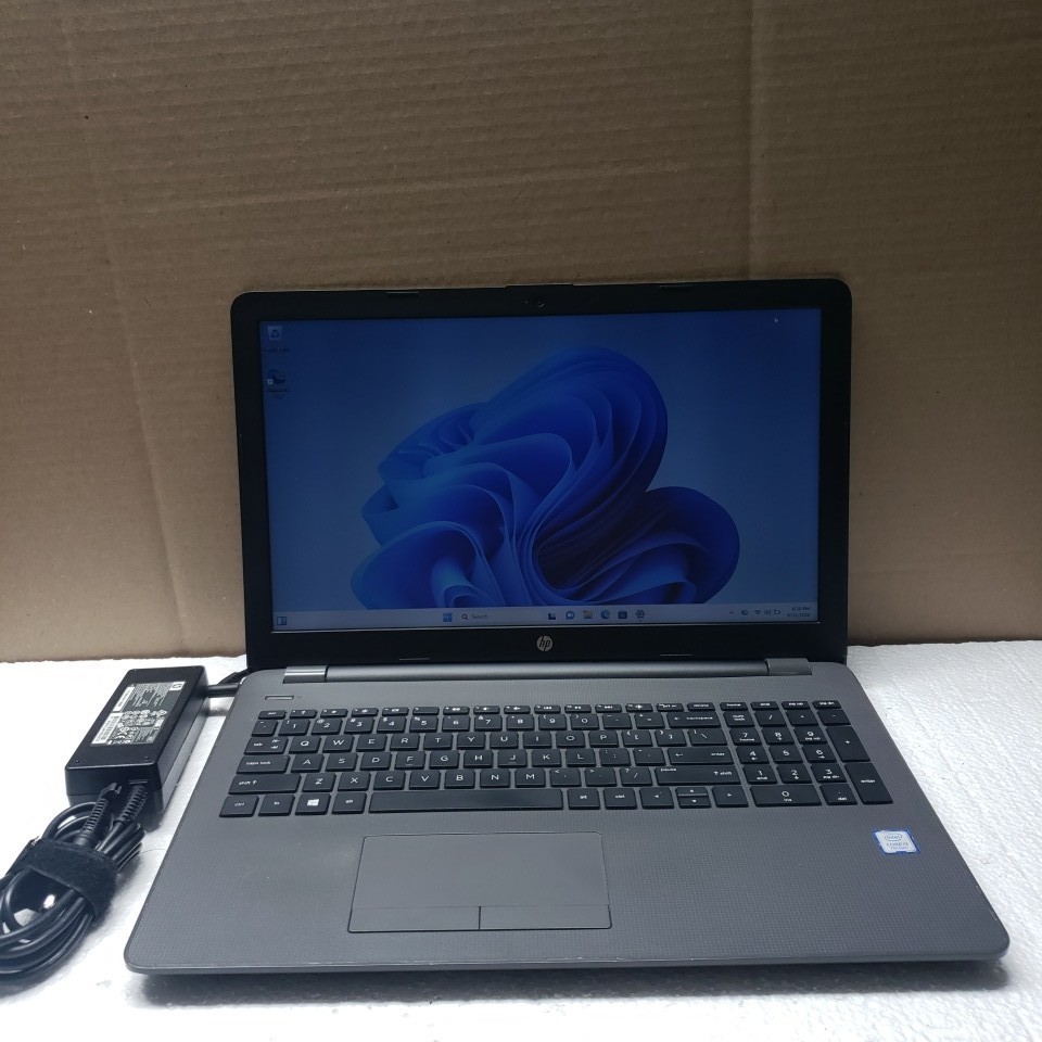 HP 250 G6 15.6 in Laptop i3-7020U 2.30 GHz 8GB 500GB 500GB HDD Windows 11 Pro