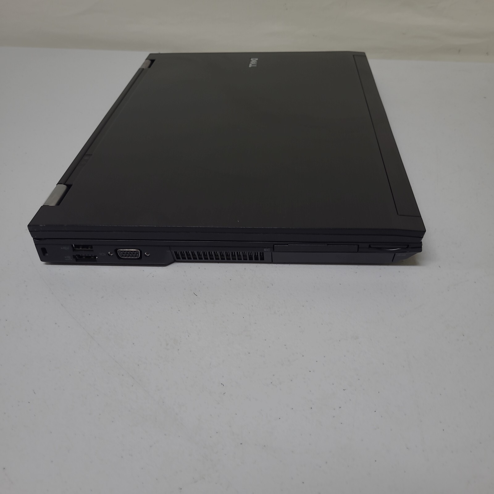 Dell Latitude E6500 Laptop P8600 2.40GHz 160GB HDD NO OS AS IS READ 15.3″ Wi-Fi