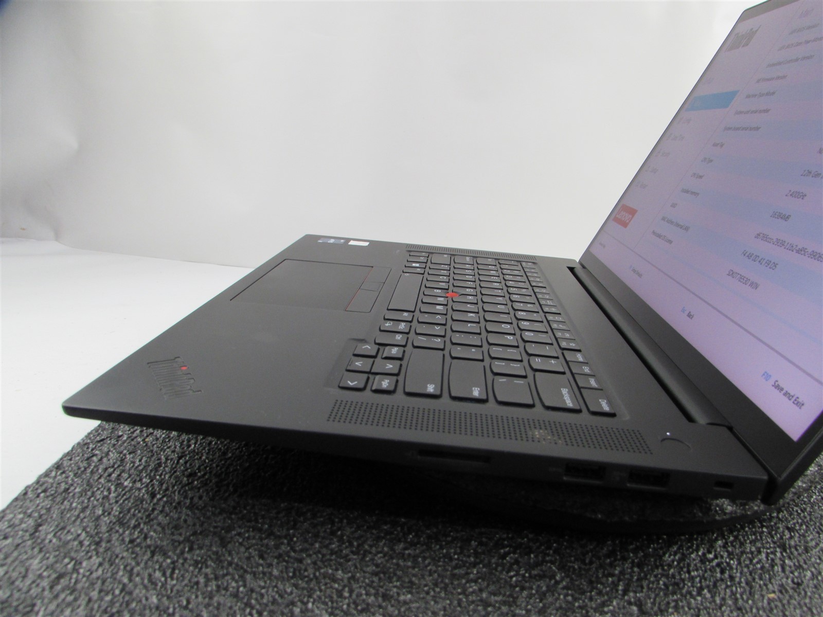 LENOVO THINKPAD P1 (GEN 5) 4K TOUCH I7-12800H 512GB 16GB RAM RTX A1000 WIN 11
