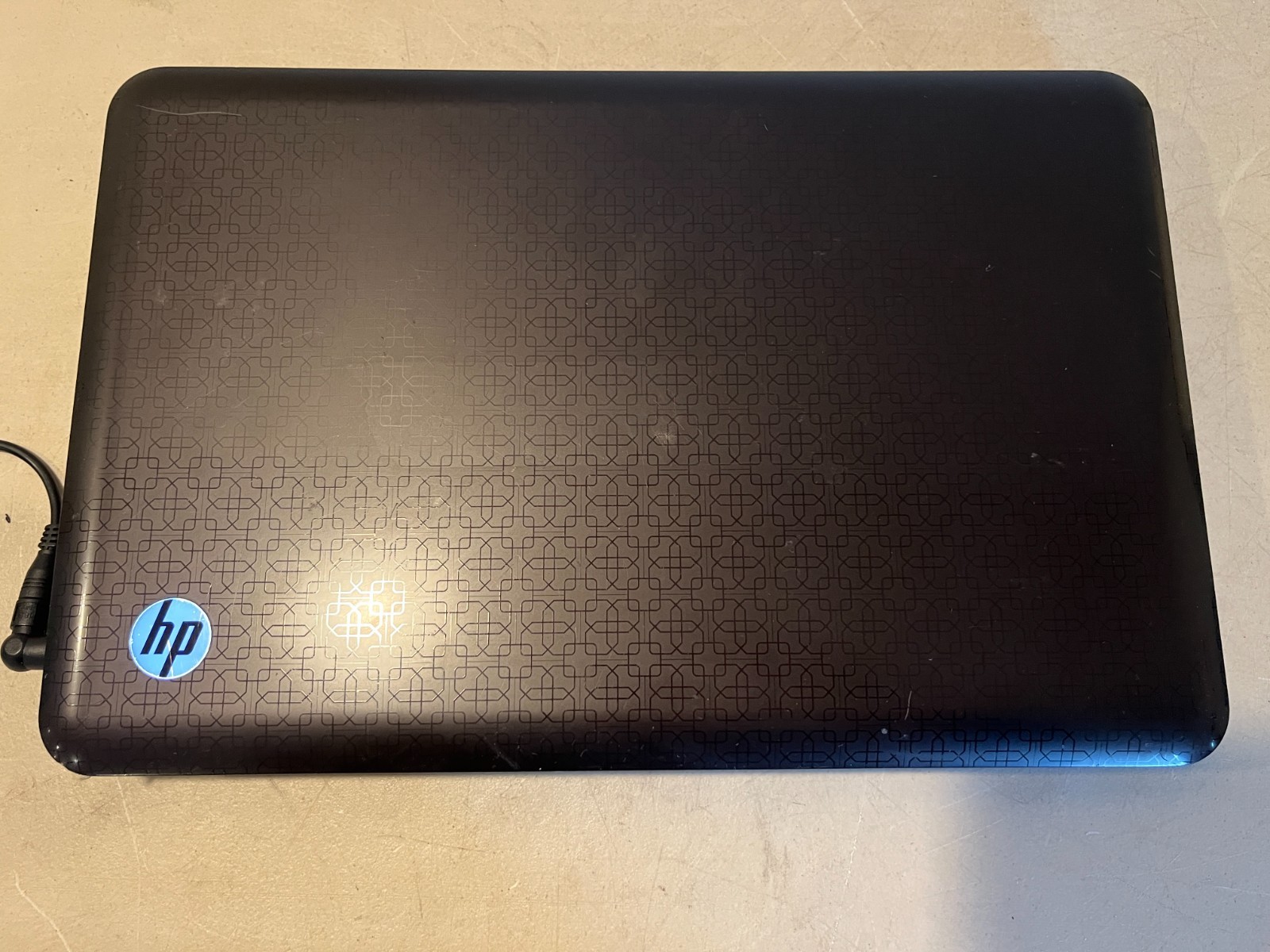 HP Pavilion dv6 Laptop AMD Phenom II 2.8GHz 4GB RAM Linux Mint HDD Win7HomeP