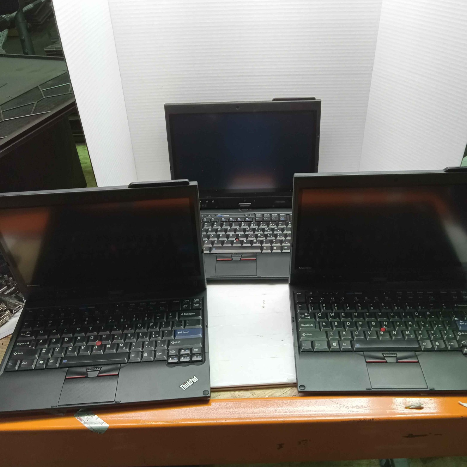 Lot of 3 Lenovo ThinkPad X220 Tablet PC Intel 2nd Gen No HDD – BROKEN READ ^
