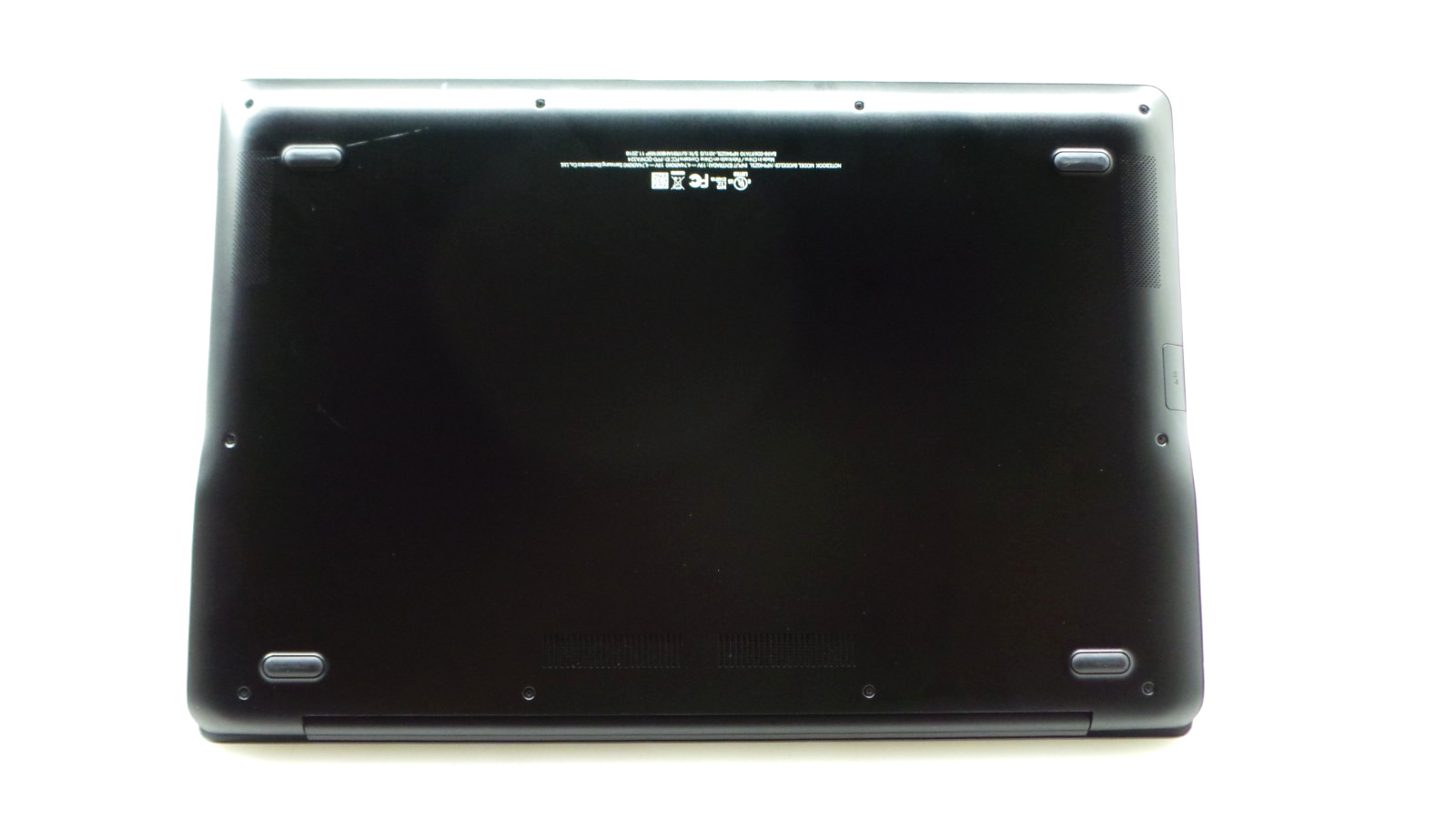Samsung Notebook NP940Z5L | 15.6″ | i7-6700HQ | 8GB 256GB SSD | Touchscreen