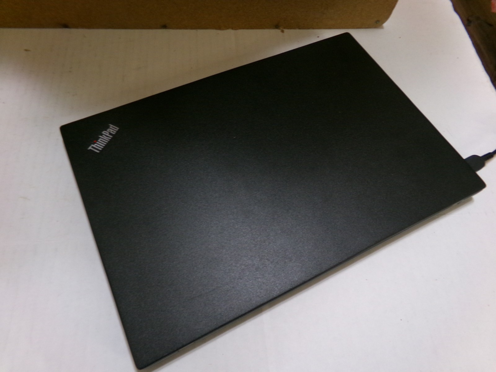 Lenovo ThinkPad T460s, i5-6200U, 8 GB, 14″ FHD, Charger, AC Adapter, 256SSD