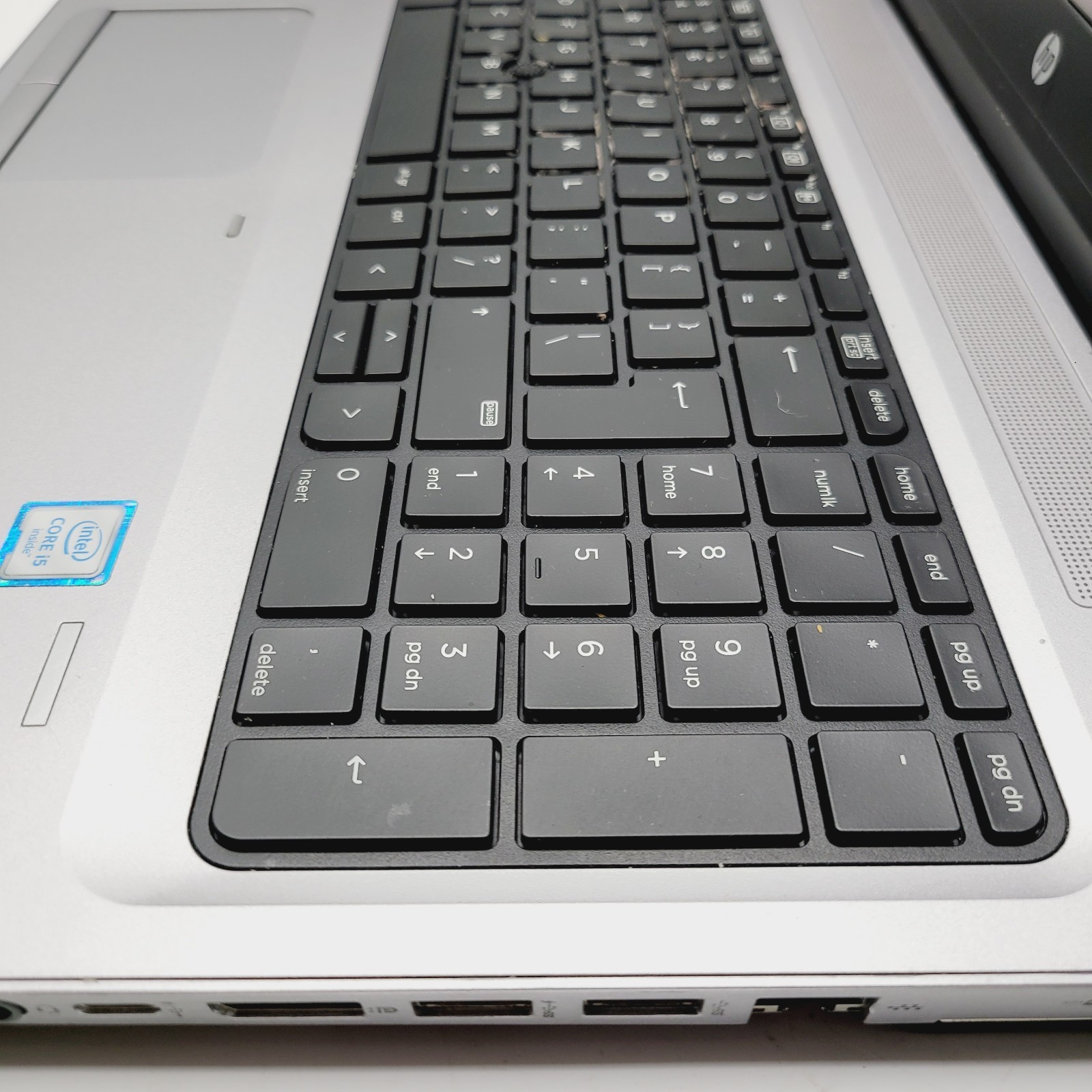 HP Probook 650 G2 Core i5-6200U 2.3GHz 8GB RAM No HDD 15.6″ ***Boot to Bios