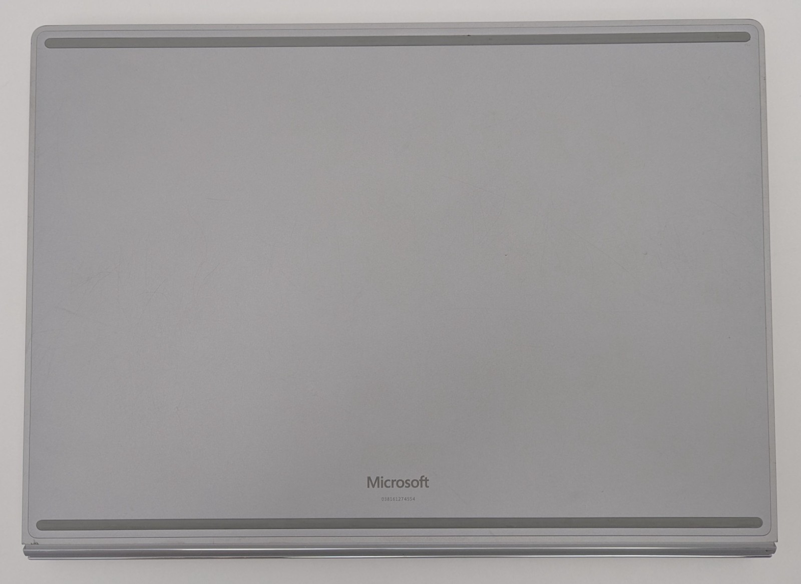 Incomplete Microsoft Surface Book 2 15″ i7-8650U 1.90GHz 16GB 256GB NVMe NVIDIA