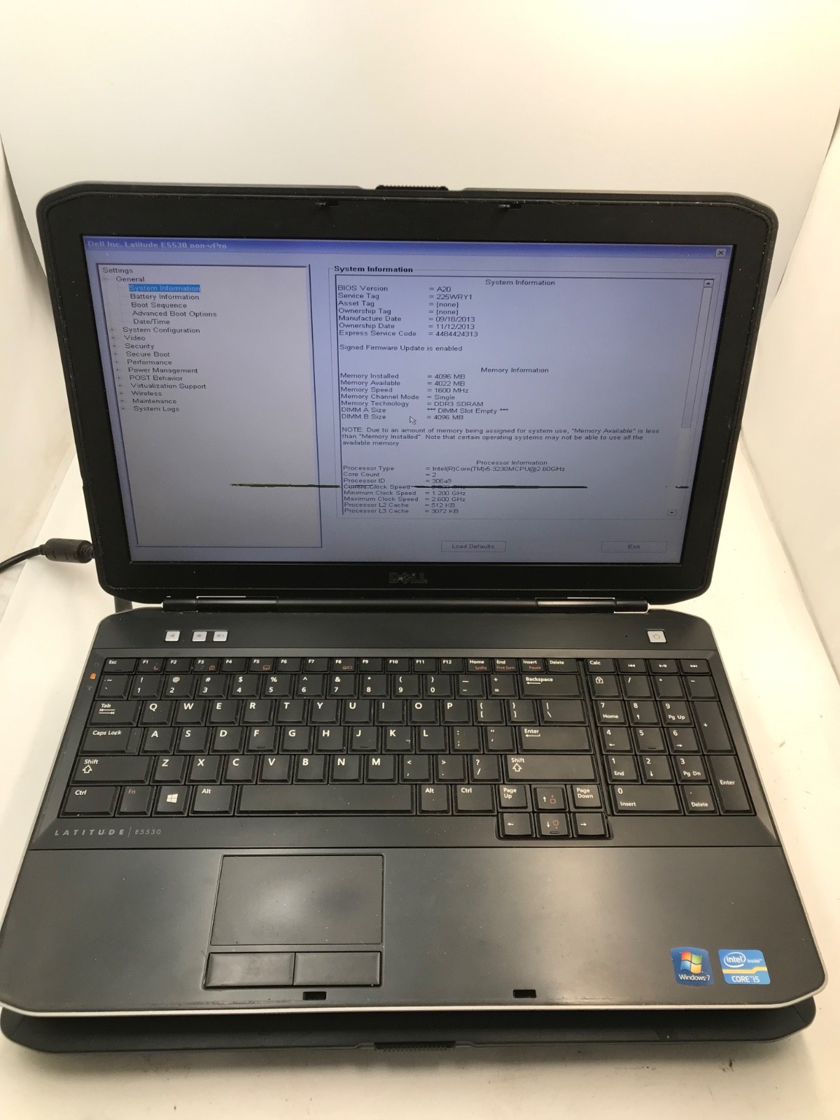 LOT OF 3 Dell Latitude E5530 Intel i5-3230M 15″ 4Gb – BOOT/ ONE DEAD PIXELS -MZ