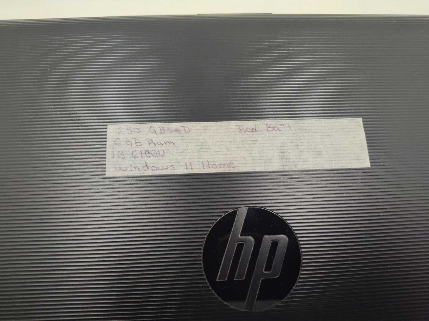 HP 15-AY009DX | INTEL CORE I3-6100U 2.30GHZ 250 GB SSD 6GB (READ DESCRIPTION)