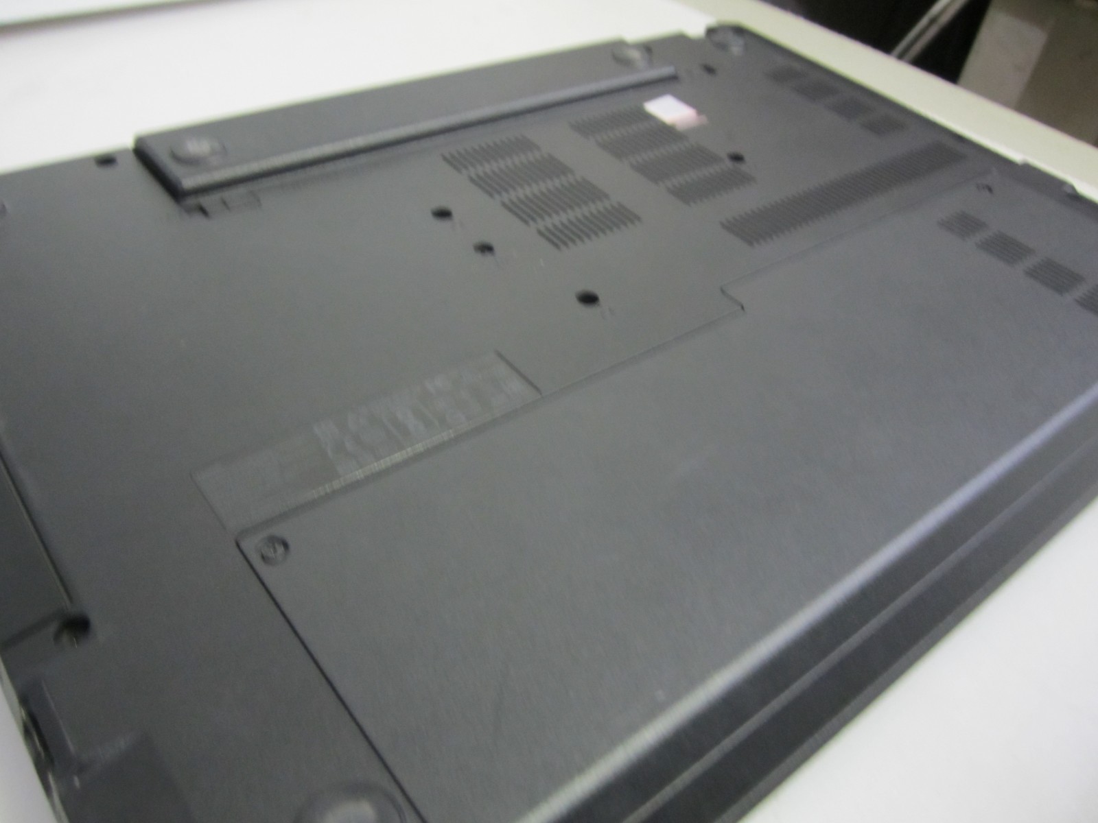 Lenovo ThinkPad E570 15.6″ i5 7200U 2.50GHZ 8GB 500GB Laptop w/ AC *BIOS*