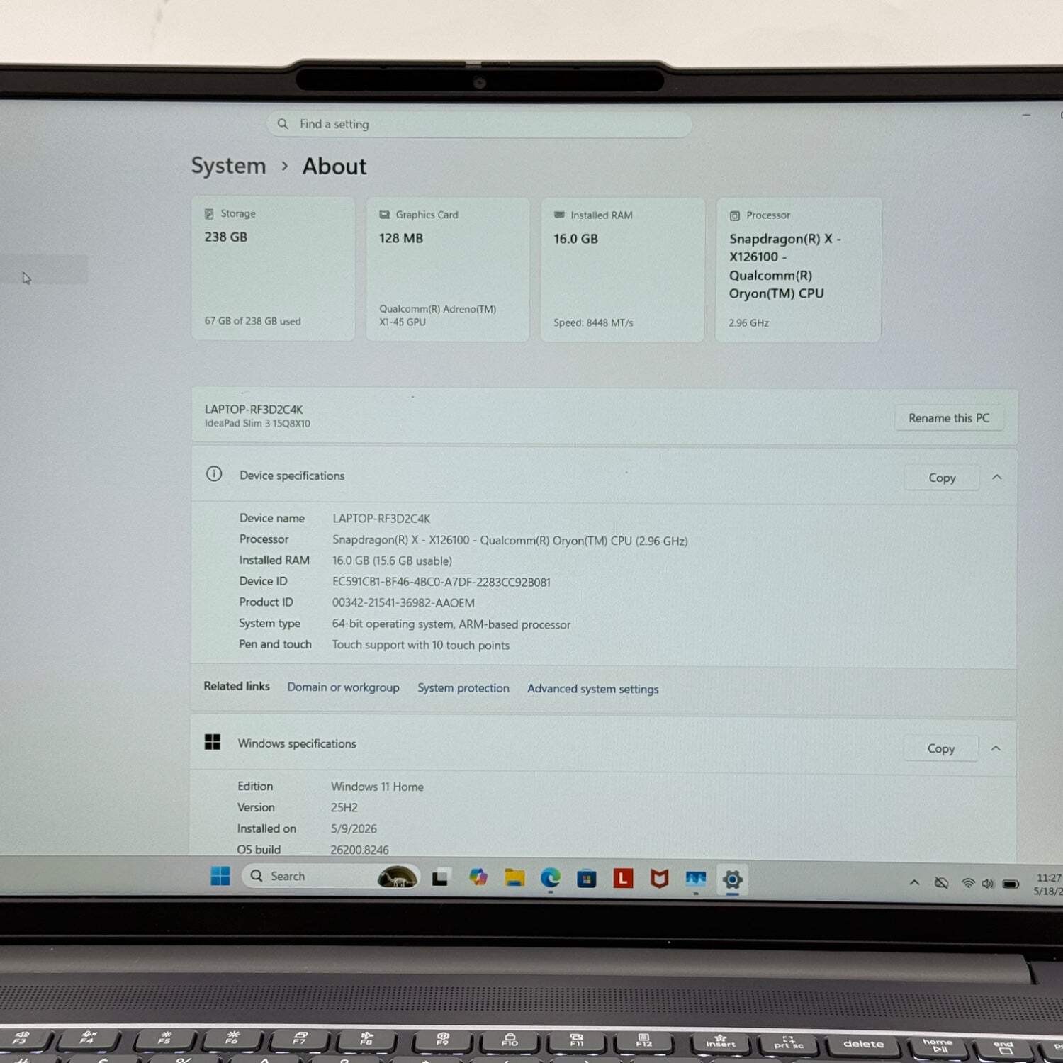 Lenovo IdeaPad Slim 3 15Q8X10 15.3″ Snapdragon X 2.9GHz 16GB RAM 256GB SSD