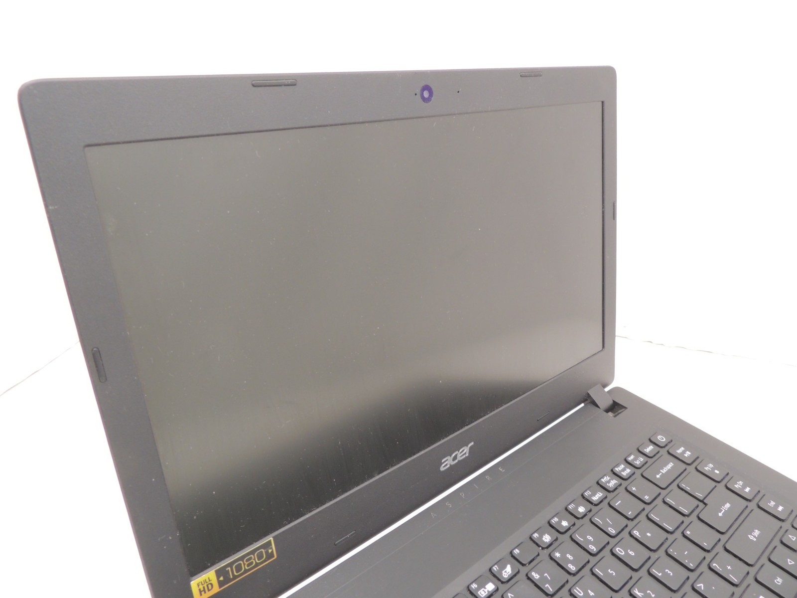 Toshiba Aspire A114 14″ Celeron N4000 4GB 64GB Webcam Windows 10 Laptop Complete