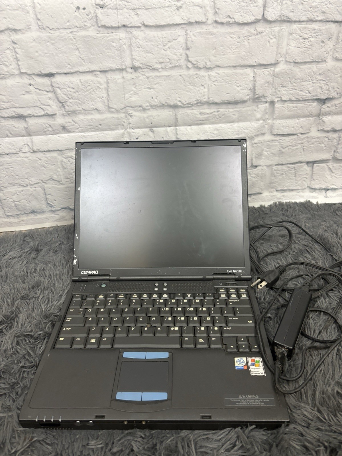 Compaq Evo N610c Vintage Laptop Untested