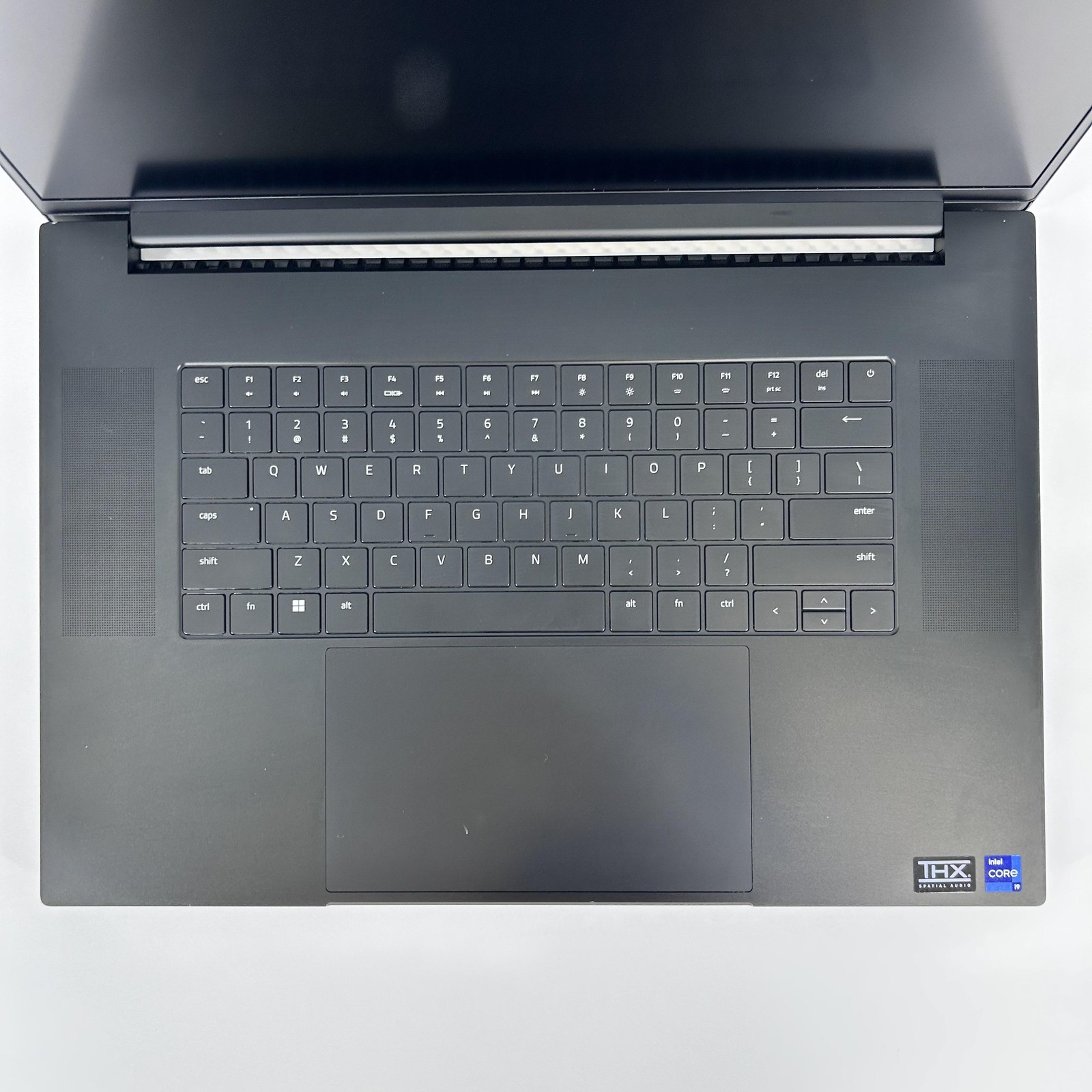 Razer Blade 18 240Hz QHD+ 2.2 GHz i9-13950HX 32GB 1TB/1TB NVIDIA RTX 4090 Good