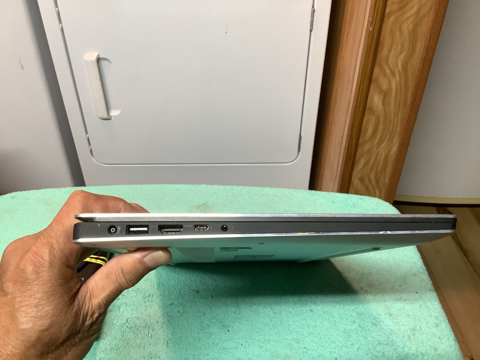 Dell XPS 7590, Gaming GTX 1650, i7-9750H, 16GB-512GB NVMe, Win 11 Pro # 6SQ6YY2