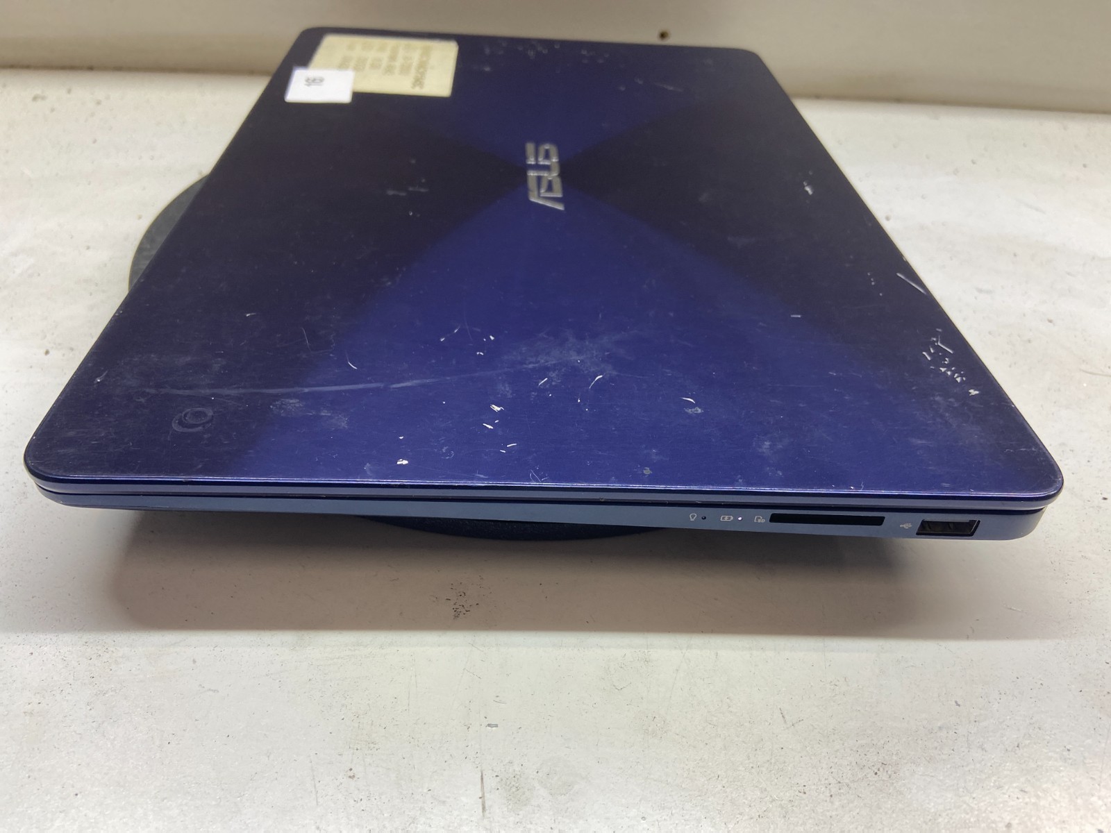 Asus Zenbook UX430U Intel Core i7-7500u 2.7GHz 8GB NO HDD