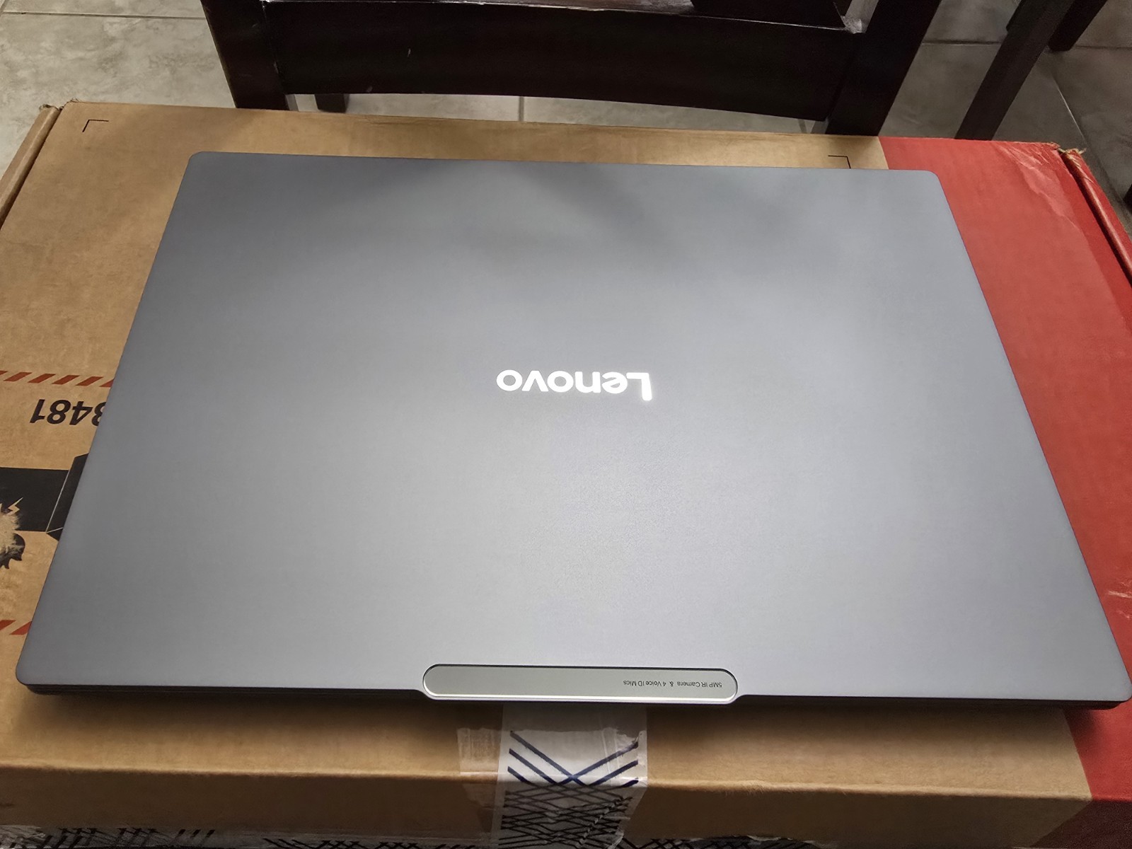 Lenovo Yoga Pro 9i Aura Edition 16″ OLED Ultra 9 285H 32GB 1TB RTX 5060 Laptop